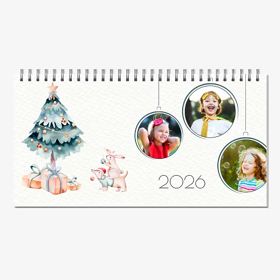 Шаблон милого календаря з фото дітей